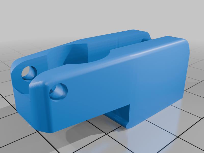 Simpler and more robust Dometic fridge door lock