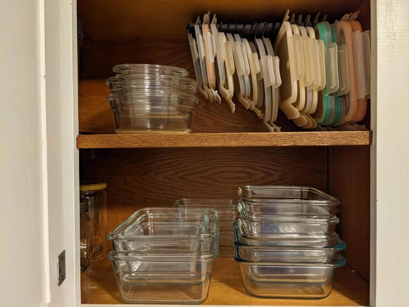 GlasssLock Tupperware Lid Holder 