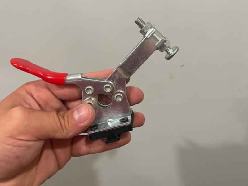T track toggle clamp