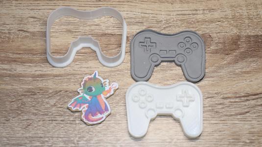 cookie cutter retro controller