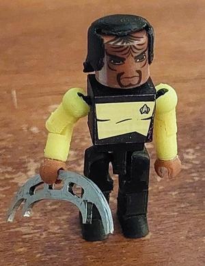Worf hairpiece for Minimates
