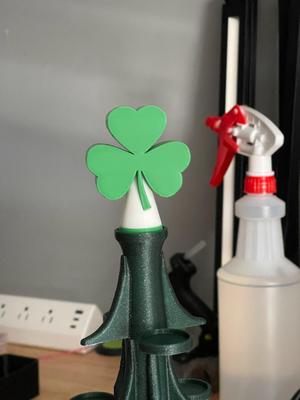 Kissmass Tree Shamrock