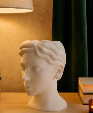 Musea Vase – Sculptural Bust-Inspired Home Decor