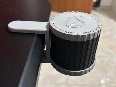 Automatic Closure Desk Bin