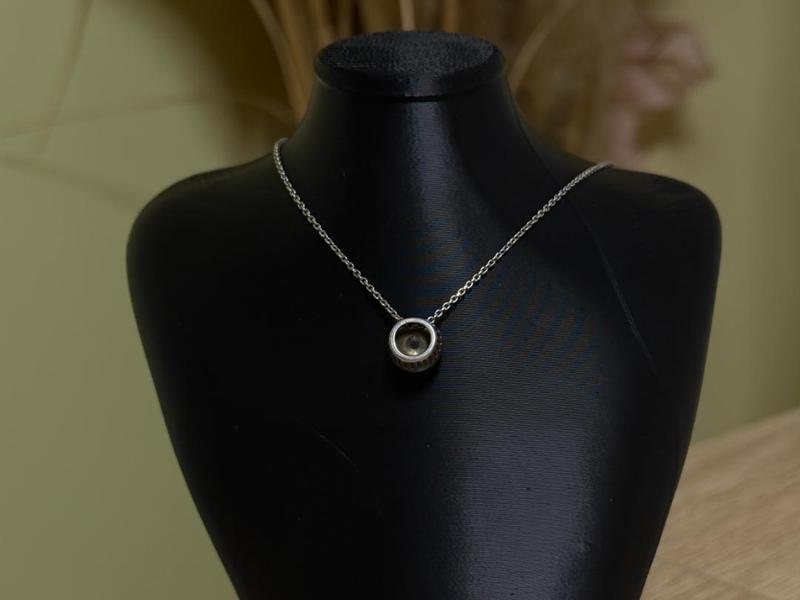 NECKLACE STAND (HOLDER) 