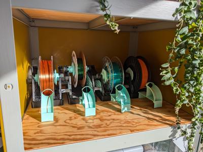 Vertical Filament Guide for Rewinding Gravity Spool Holder | PC4-M4 Coupler