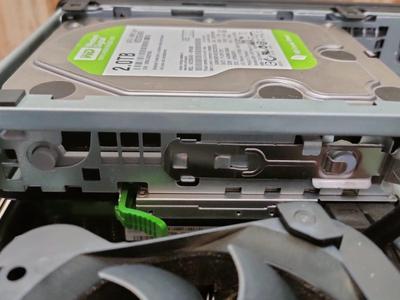 HP 800 SFF disk adapter (3.5 and 2.5)
