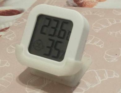 Temperature thermometer humidity meter hygrometer holder - stand  (editable in FreeCad)