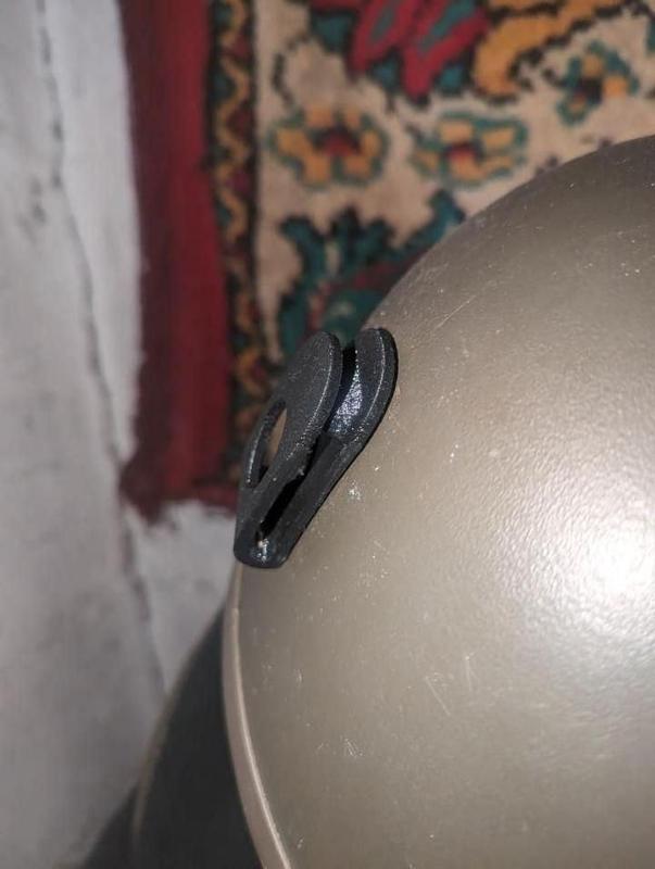 Helmet clip for ballistic googles
