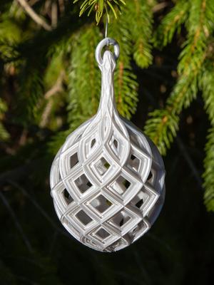 Lattice Christmas Bulb 2024