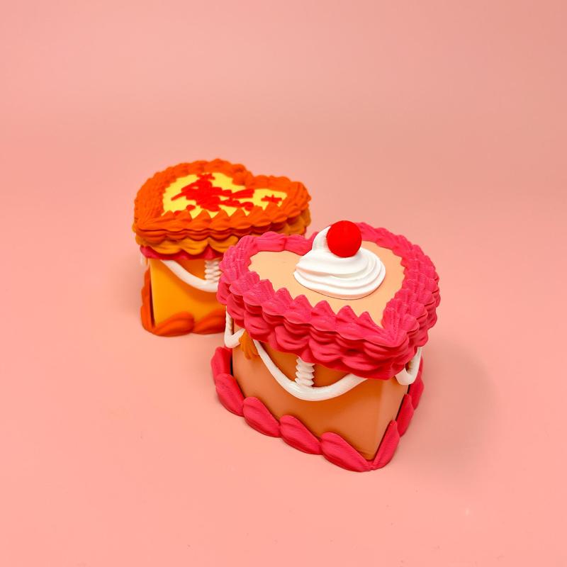 Heart Cake Vintage Victorian Container: Decor, Keepsake, Gift, Retro, Kitsch