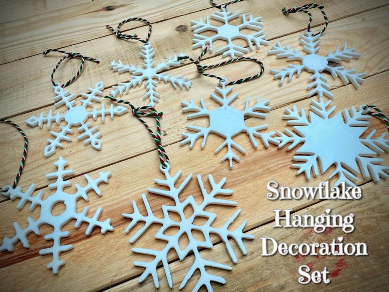 Snowflake hanging decoration set