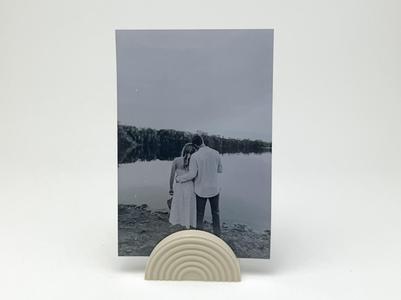 Picture Stand - Extruded Arches