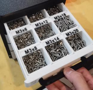 simple drawer organizer based on SBox for MINI 