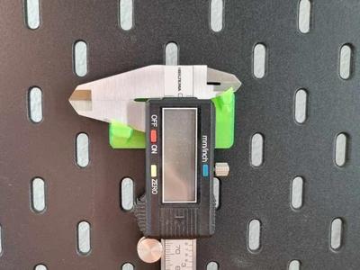 Caliper Holder (Ikea Skådis)