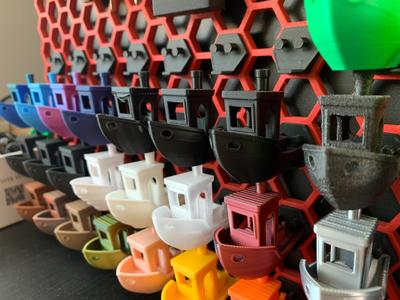 HSW benchy display hanger