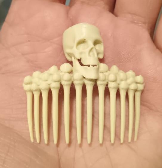 Bones hair comb 002