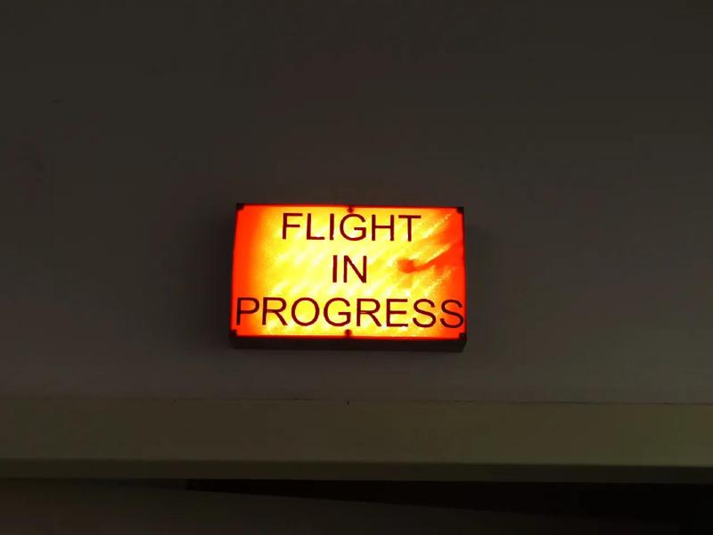 Warning light "Flight in progress"   