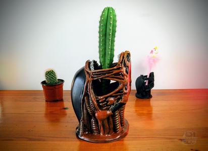Alien Xenomorph flowerpot