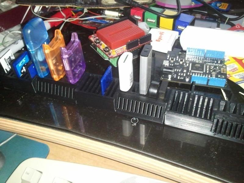 Sd, MicroSd and USB holder