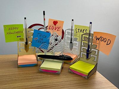 Post-it Note Holder, Week Planner - Desktop or Wall Mounted