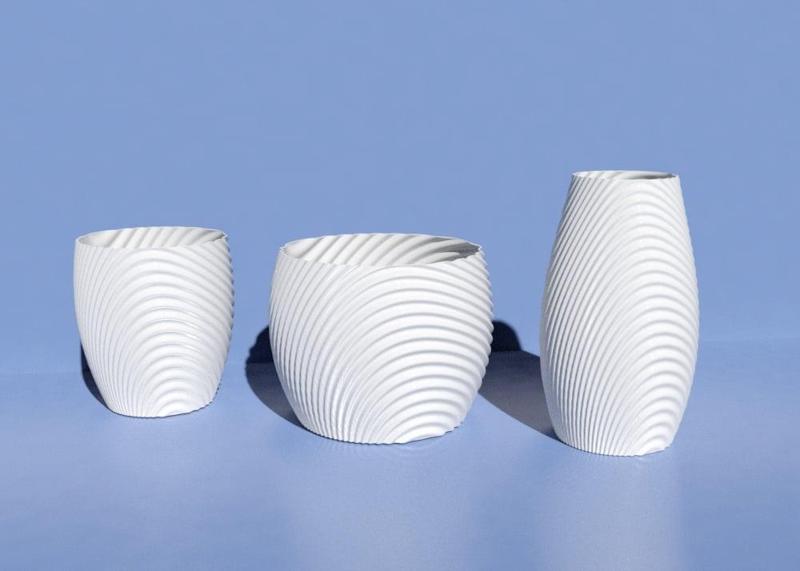 Wavy organic bowl, cups, vase and flower pot.