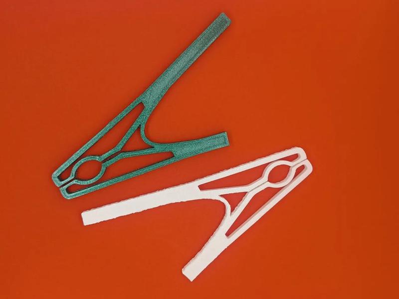 All-in-one test tube clamp, no supports required