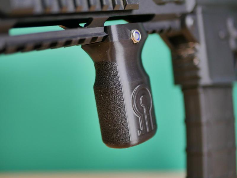 Customisable Picatinny Stubby Foregrip