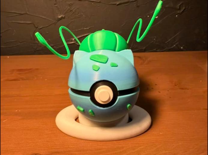 Pokeball Stand - Pokeball Stand