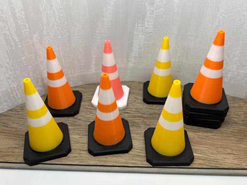 Construction Cone (Tightly Stackable) v1.2