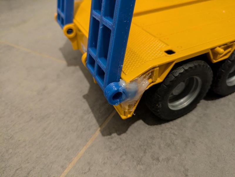 Replacement Ramp Holder for Bruder Lowloader Trailer