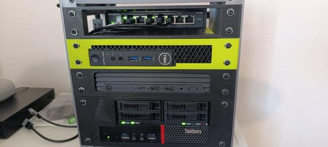 rack serveur 10" (254mm)