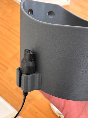 WV5 wall bracket, with plug clip   