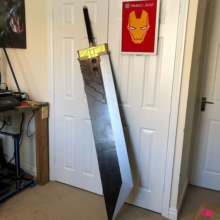 Final Fantasy VII Series - Buster Sword - Bracelet - Shoulder