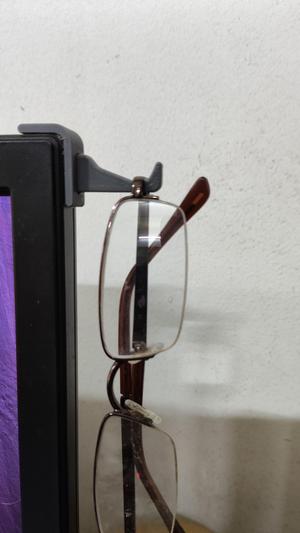 Monitor side hook (sturdy)