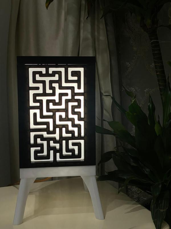 Maze lamp