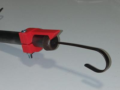 Transmission dipstick lock for Mopar 904/727