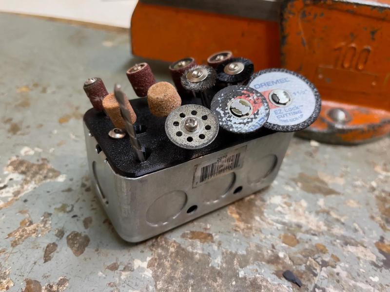  Dremel Holder Using the Iberville BC2020 Utility Box