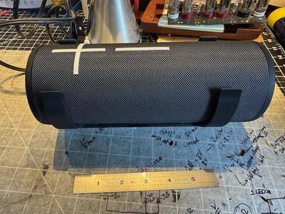 UE Megaboom 4 clip/mount