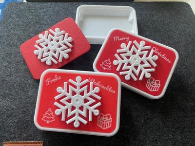 Mechanically locking gift card box with text