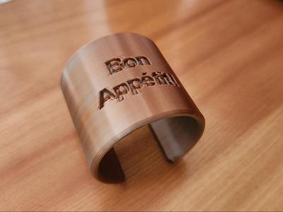 Simple napkin rings holder / Bon Appétit!