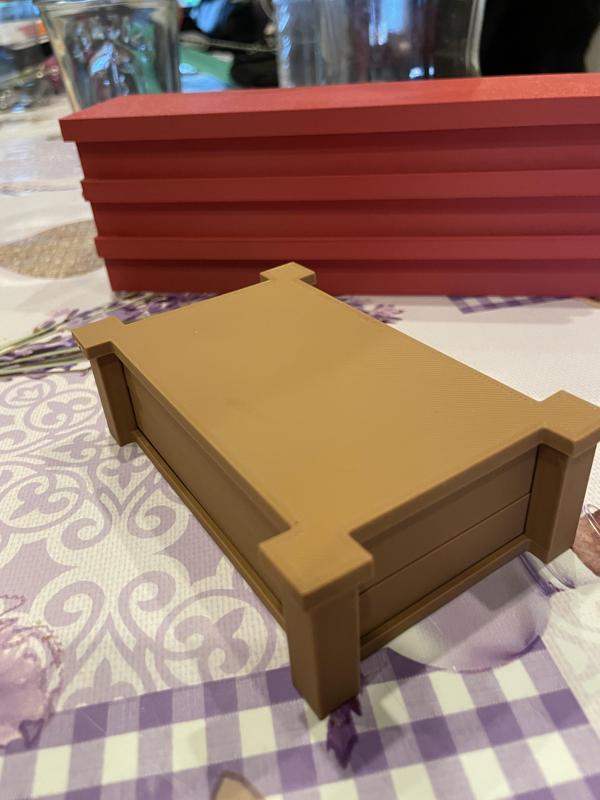 Stackable boxes