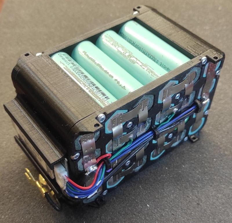 Compact battery pack 18650 6s4p / 6s3p