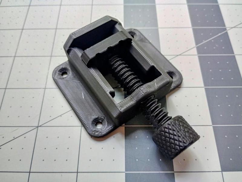 Small Vice Body With Mounting Holes