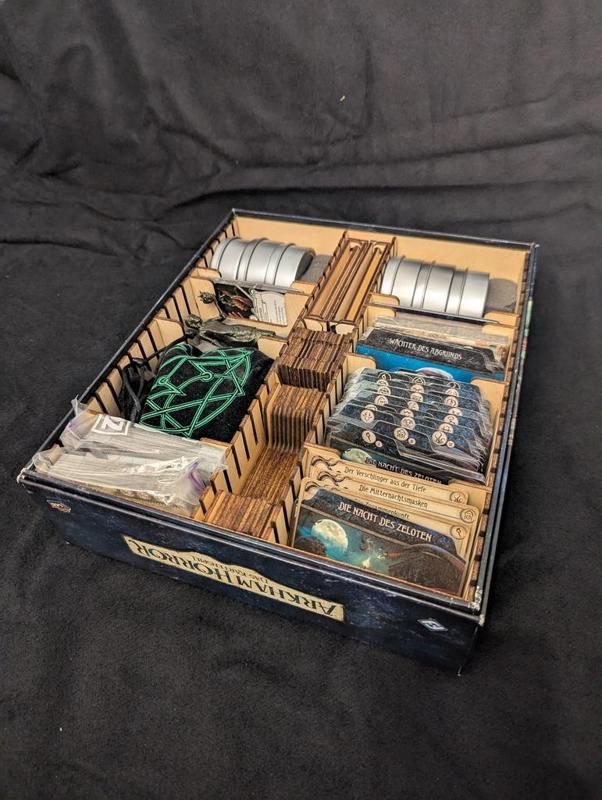 Arkham Horror campaign box inlay for better storage