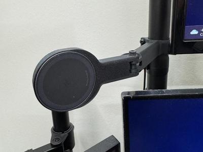 Magsafe Pole Mount