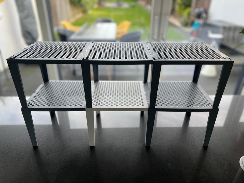 Modular shoe rack infinitely extendable
