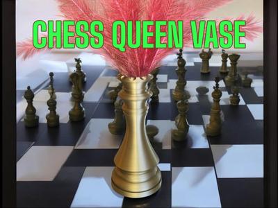 Chess Queen Vase - By KoBuCRAFTS!