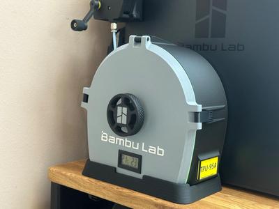 Retracting Spool Holder 