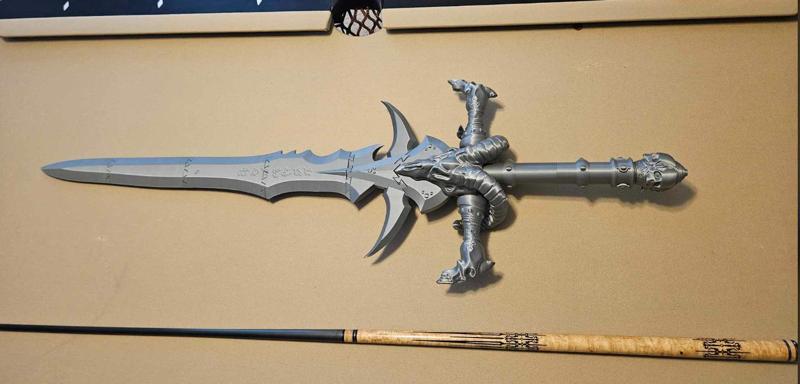 Frostmourne From Warcraft v2